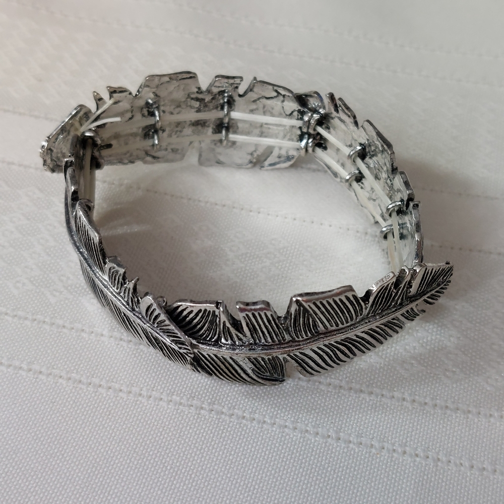 Silver Feather Link Bracelet - Women Jewelry Bracelets